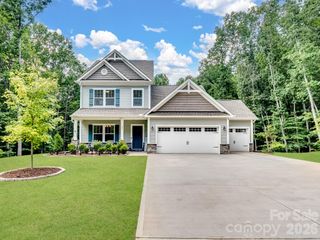 128 S Harbor Watch Drive, Statesville, NC 28677