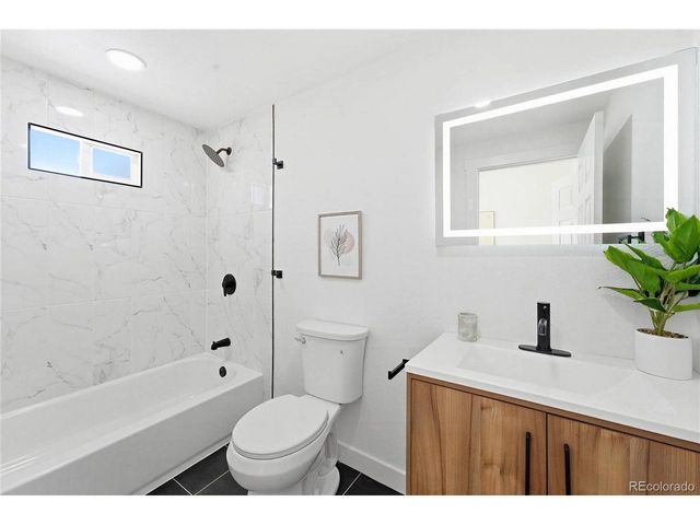 6608 Hooker St, Denver, CO 80221