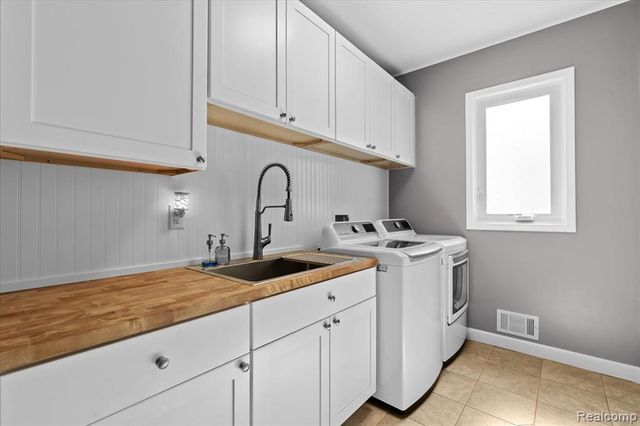 51412 Mauro Lane, Macomb, MI 48042