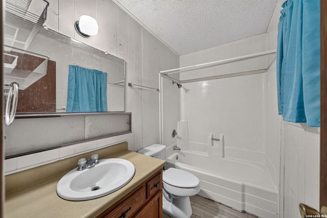 2912 Brown, Jourdanton, TX 78026