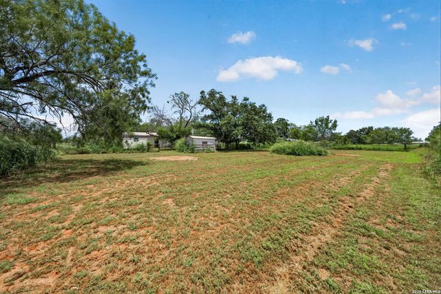 2912 Brown, Jourdanton, TX 78026