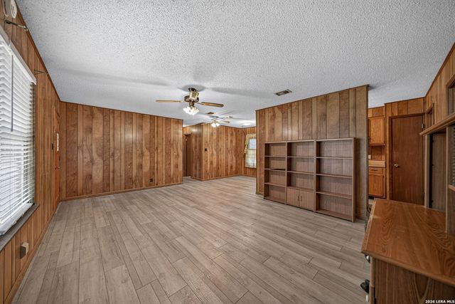 2912 Brown, Jourdanton, TX 78026