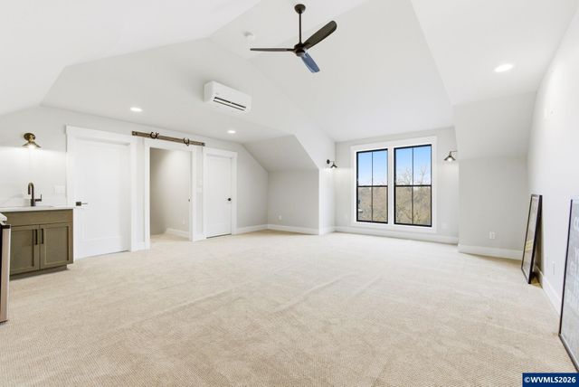 3694 View Top Ln SE, Turner, OR 97392