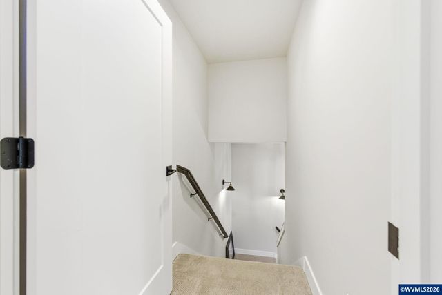 3694 View Top Ln SE, Turner, OR 97392