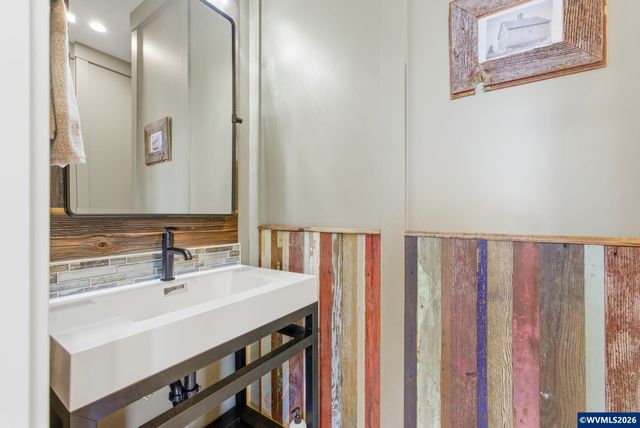 3694 View Top Ln SE, Turner, OR 97392