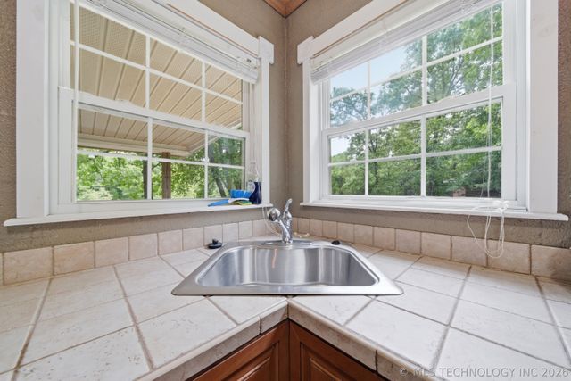 4248 W Pilot Drive, Hulbert, OK 74441