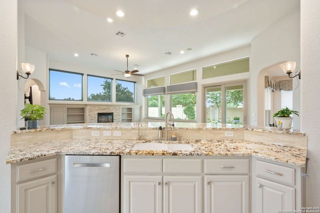 203 Garden Hill, San Antonio, TX 78260
