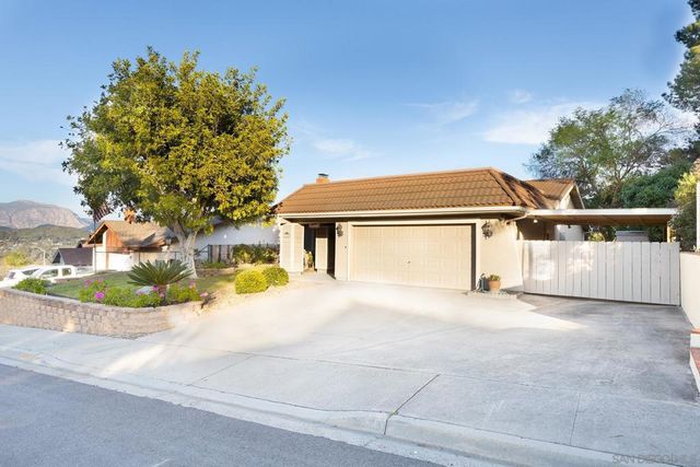12455 Ridgeton Dr., Lakeside, CA 92040