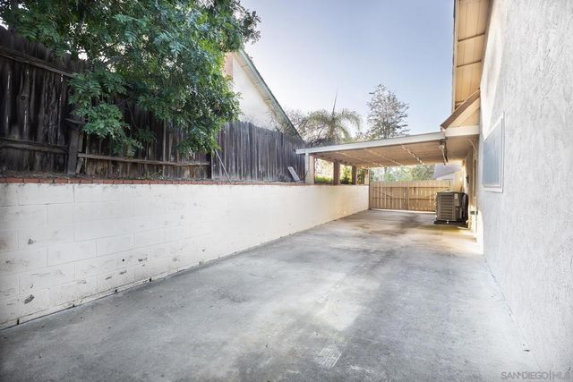 12455 Ridgeton Dr., Lakeside, CA 92040