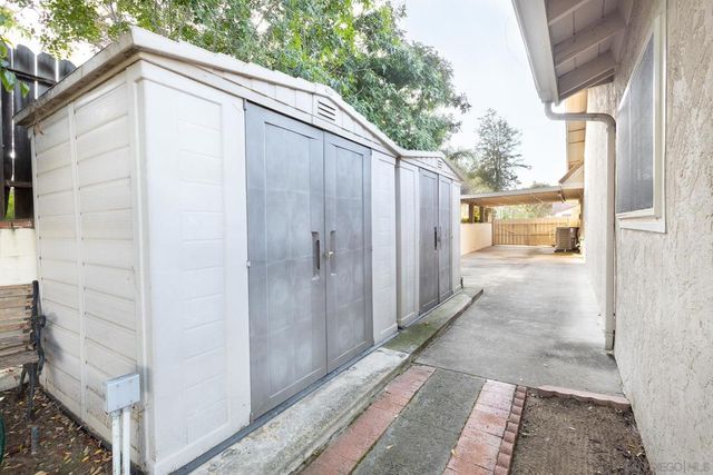 12455 Ridgeton Dr., Lakeside, CA 92040