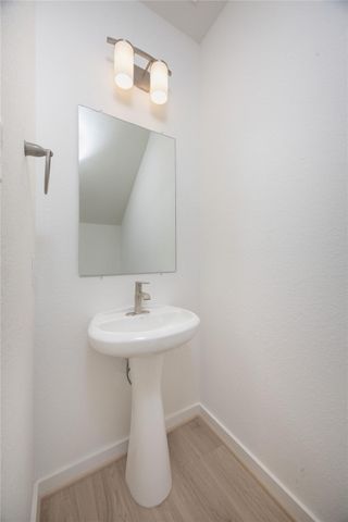 1976 Longmire Villas Court, Conroe, TX 77304
