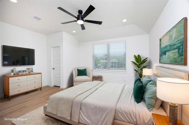 1976 Longmire Villas Court, Conroe, TX 77304