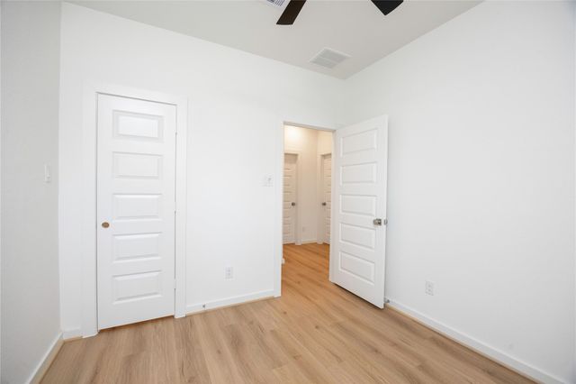 1976 Longmire Villas Court, Conroe, TX 77304
