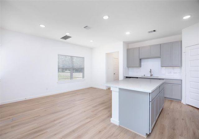 1976 Longmire Villas Court, Conroe, TX 77304