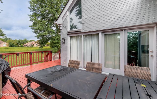 8108 Bohannon Station Rd, Louisville, KY 40291