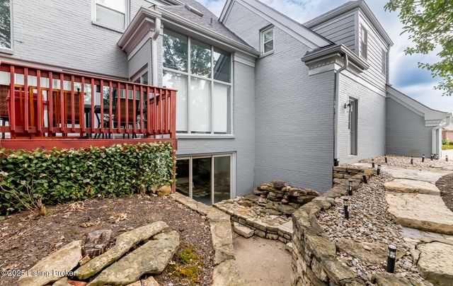 8108 Bohannon Station Rd, Louisville, KY 40291