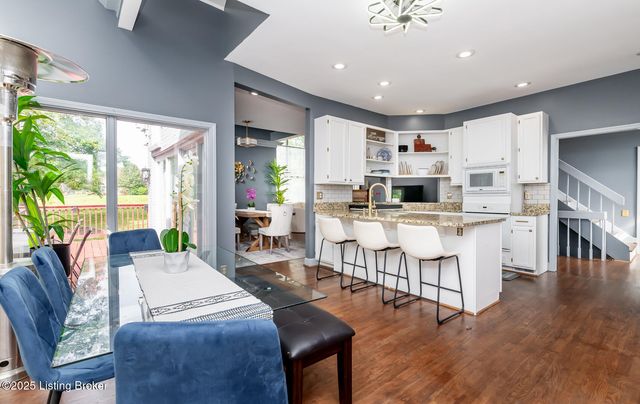 8108 Bohannon Station Rd, Louisville, KY 40291