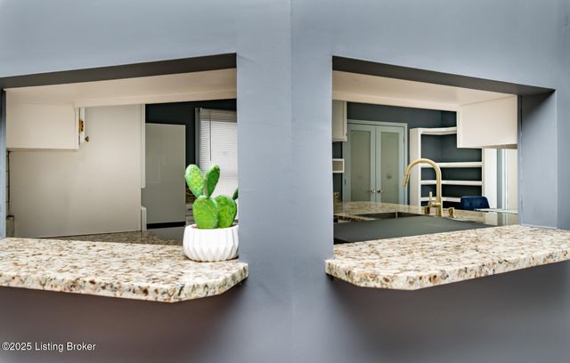 8108 Bohannon Station Rd, Louisville, KY 40291