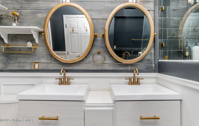 8108 Bohannon Station Rd, Louisville, KY 40291