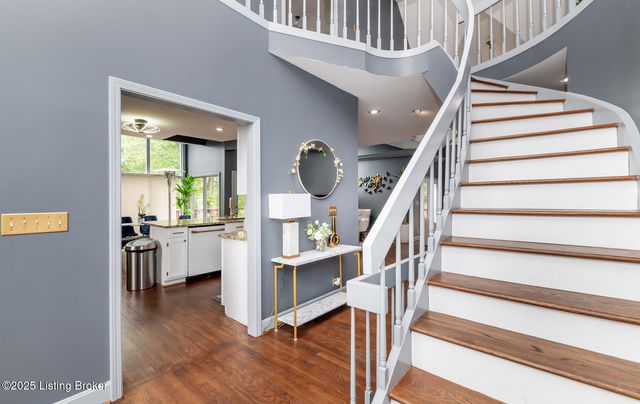 8108 Bohannon Station Rd, Louisville, KY 40291