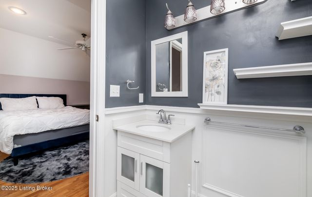 8108 Bohannon Station Rd, Louisville, KY 40291