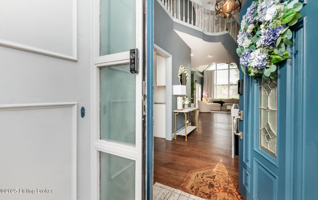 8108 Bohannon Station Rd, Louisville, KY 40291