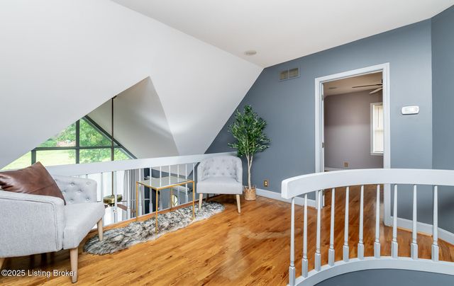 8108 Bohannon Station Rd, Louisville, KY 40291