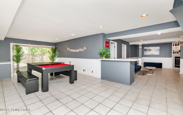 8108 Bohannon Station Rd, Louisville, KY 40291