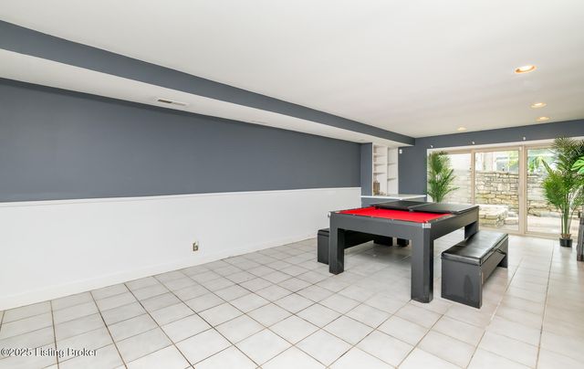 8108 Bohannon Station Rd, Louisville, KY 40291