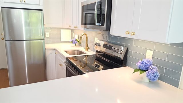 200 Swanton L8, Winchester, MA 01890