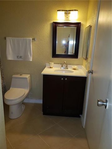 833 RIVERSIDE Drive 824, Coral Springs, FL 33071