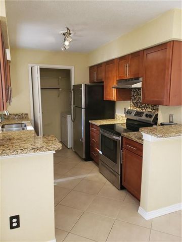 833 RIVERSIDE Drive 824, Coral Springs, FL 33071