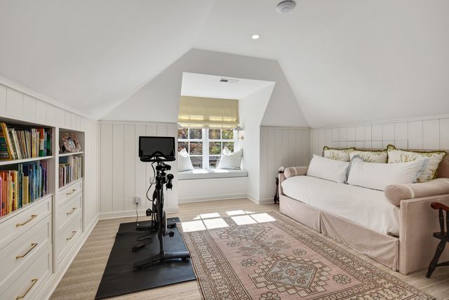 91 N GROVE PARK RD, Memphis, TN 38117