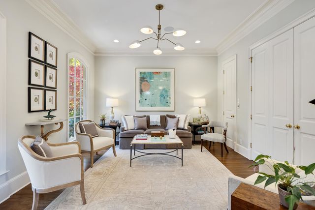 91 N GROVE PARK RD, Memphis, TN 38117