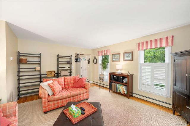 3 Heathbrook Drive, Poughkeepsie, NY 12603