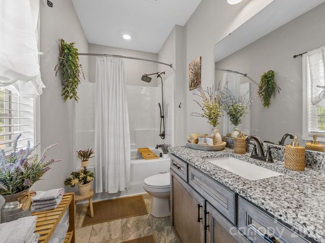 1076 Mcswain Road, Chesnee, SC 29323