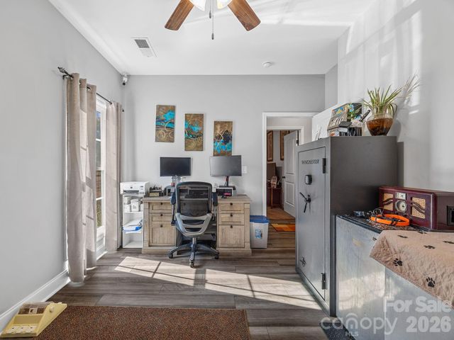 1076 Mcswain Road, Chesnee, SC 29323