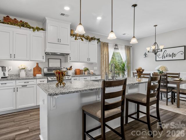 1076 Mcswain Road, Chesnee, SC 29323