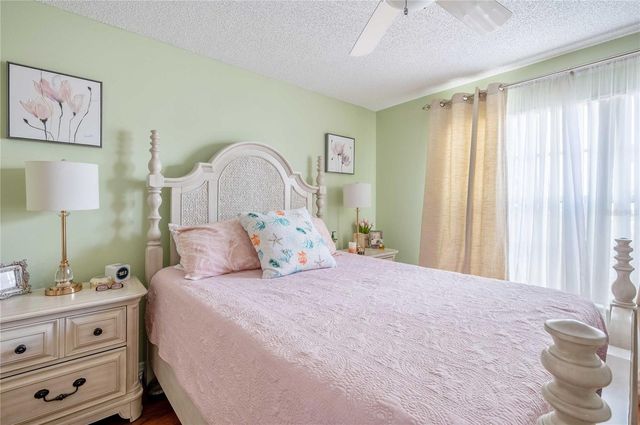 944 MADRID DRIVE, Palm Harbor, FL 34684