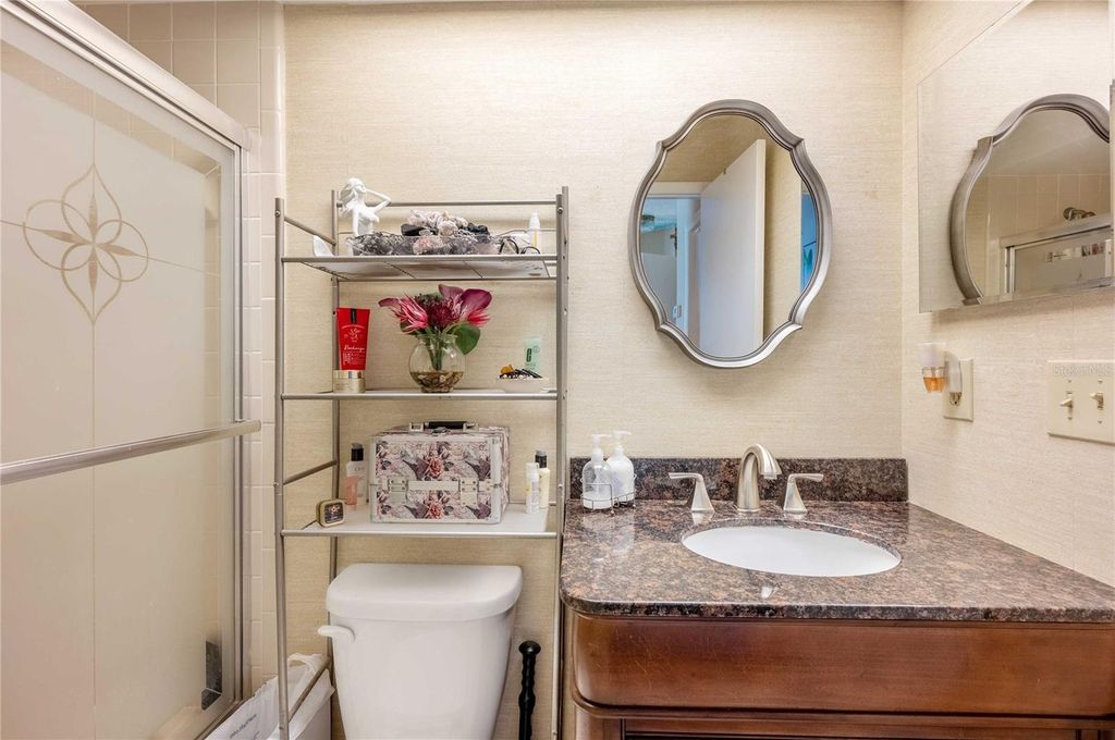 Image 15 of property listing at 944 MADRID DRIVE, Palm Harbor, FL 34684