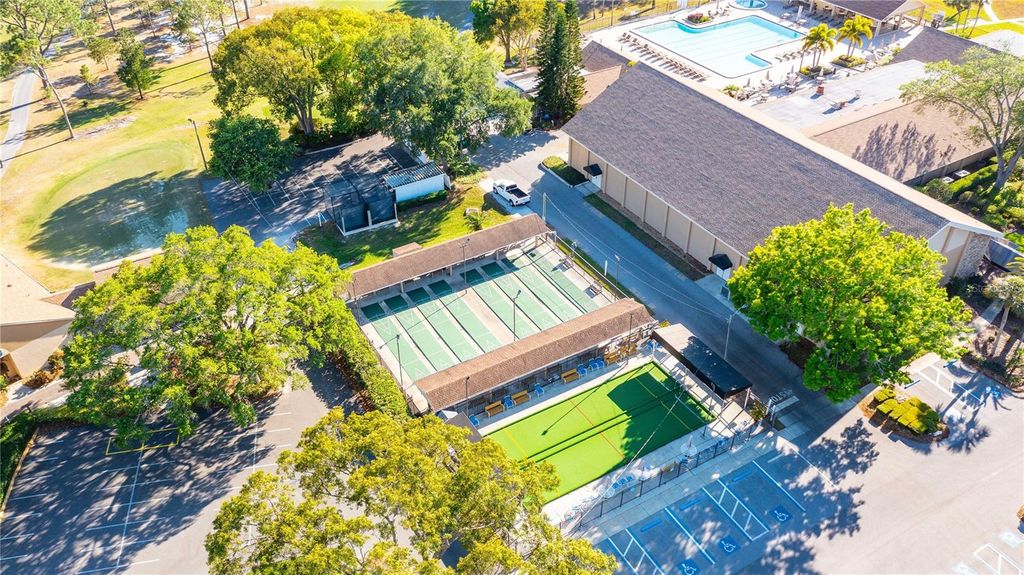 Image 19 of property listing at 944 MADRID DRIVE, Palm Harbor, FL 34684