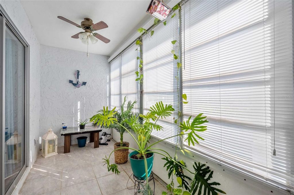 Image 8 of property listing at 944 MADRID DRIVE, Palm Harbor, FL 34684