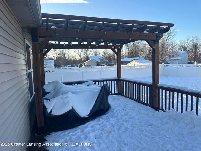 1334 Porter Drive, Charlotte, MI 48813