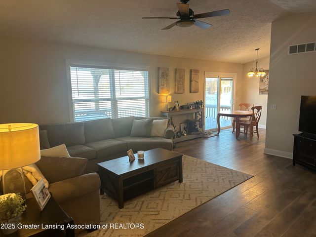 1334 Porter Drive, Charlotte, MI 48813