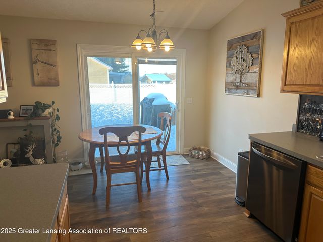 1334 Porter Drive, Charlotte, MI 48813