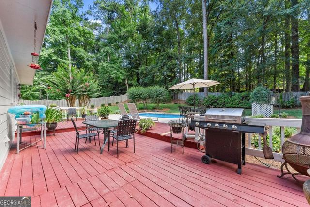 4343 Deerbrook Way SW, Lilburn, GA 30047