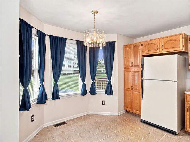 324 Surrey Place 324, Macungie Boro, PA 18062