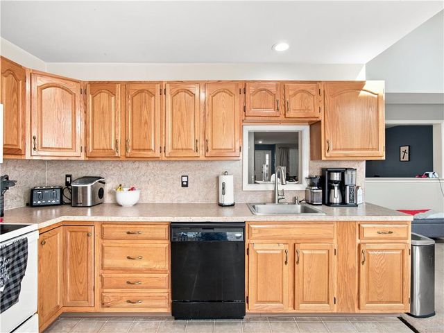 324 Surrey Place 324, Macungie Boro, PA 18062