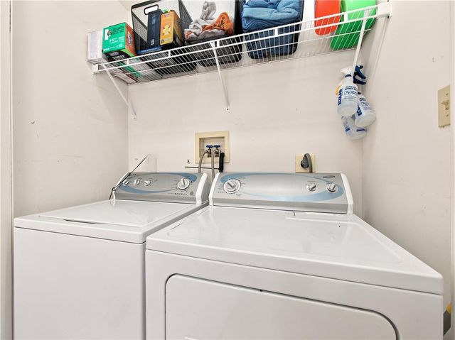 324 Surrey Place 324, Macungie Boro, PA 18062
