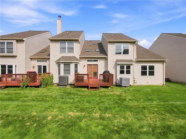 324 Surrey Place 324, Macungie Boro, PA 18062